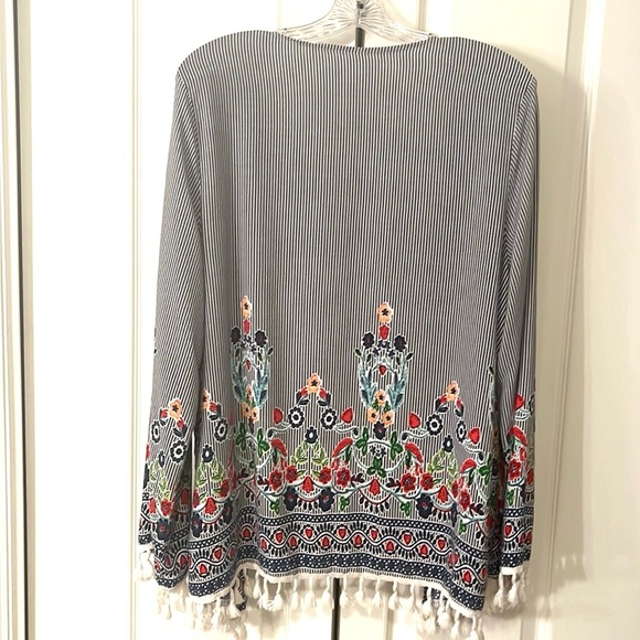 Emery Rose Floral Kimono Open Cardigan Boho Beach Tassels, size 2XL (runs small) - Picture 4 of 14